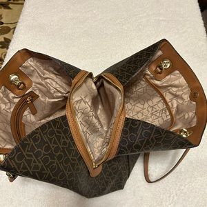Calvin Kline Large Purse. Lots of storage, nwot.